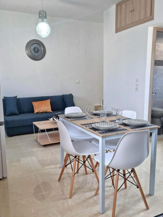 Dionysia Apartments Livadia  Екстериор снимка