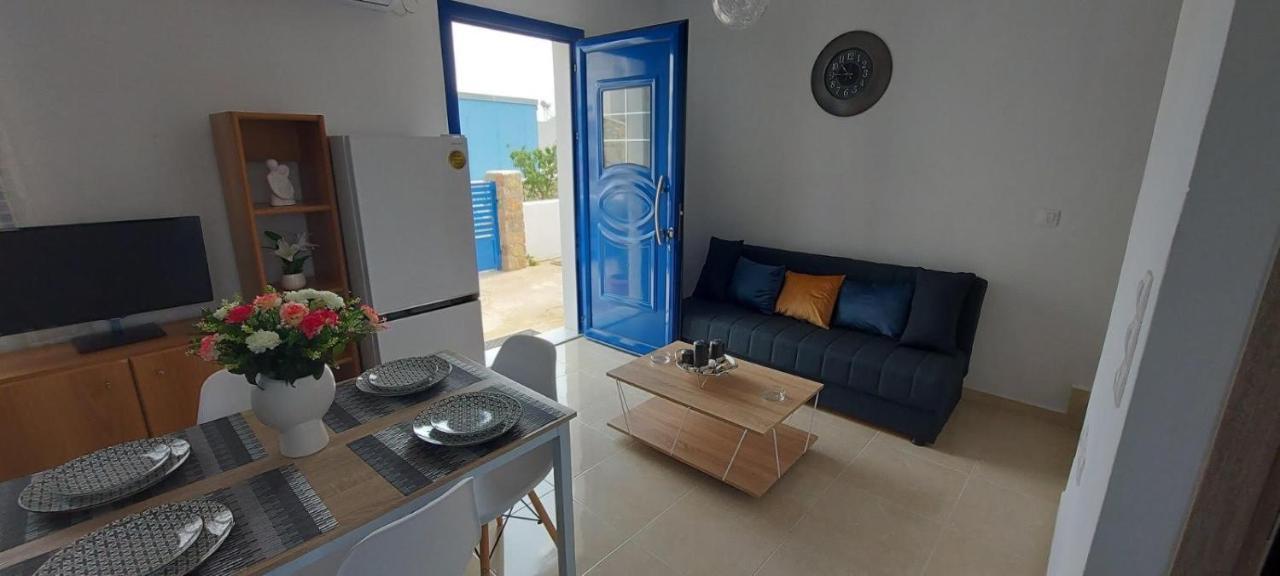 Dionysia Apartments Livadia  Екстериор снимка